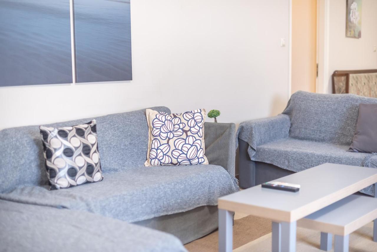Lovely & Spacious 2-Bedroom Rental Unit In Glifada Афины Экстерьер фото